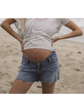 Hatch Distressed Maternity Denim Jean Shorts Frayed Hem Side Panels Size 27